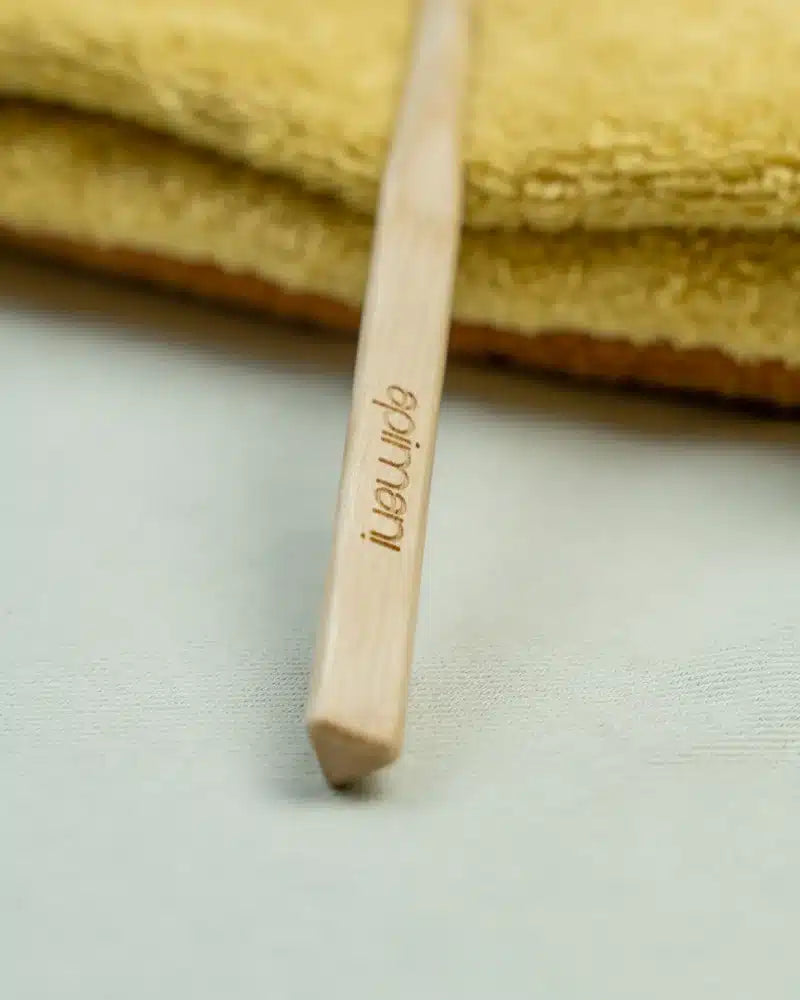 Brosse à dents en bois Apimani – Fabriquée en France